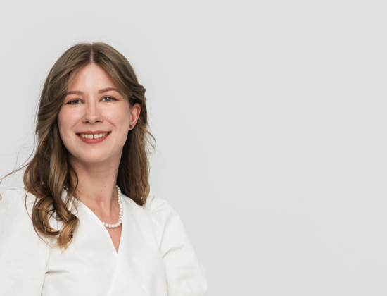 dr Ana Caslatoi, medic nutritionist, in studio