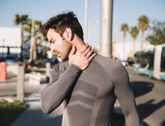 Febra musculară bărbat cu dureri musculare