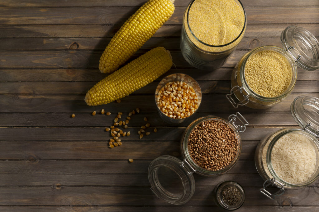 Imagine de sus cu produse din porumb, carbohidrati optimi in dieta fodmap