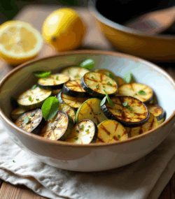 Rețeta salată caldă de dovlecel și vinete la grill (mic dejun pe bază de legume)